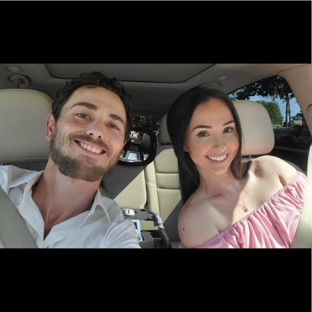 Meet your Posher, Caitlin